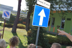 Poznajemy znaki drogowe