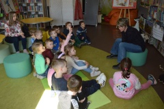 Wyjście do Zielonej Biblioteki